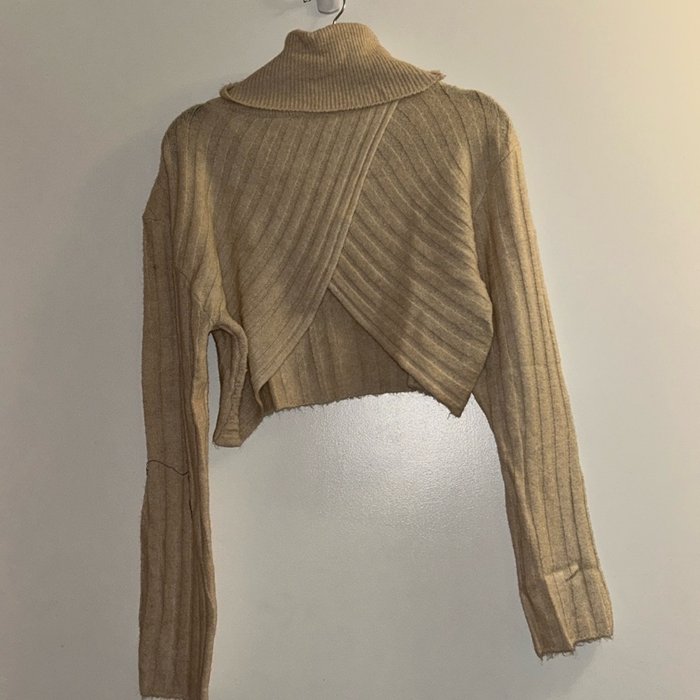 PrettyLittleThing Oatmeal Luxe Knit Wide Rib Cross Back Top Medium NWT